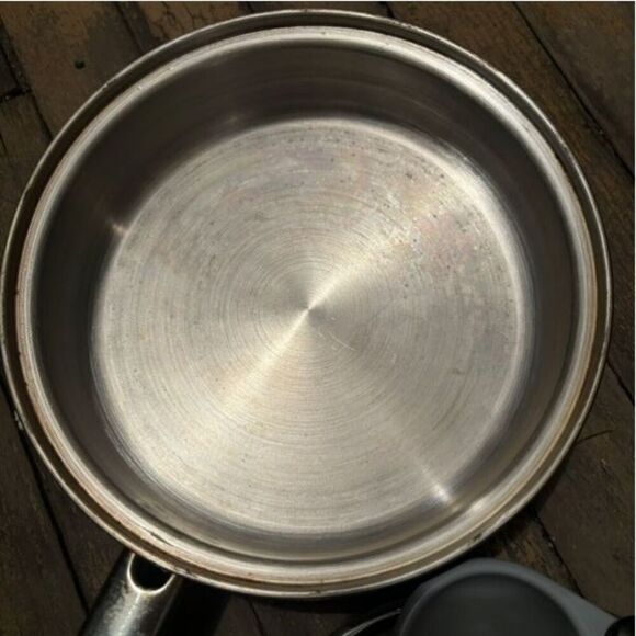 Le Gourmet Chef 18/10 Stainless Steel Egg Poacher Frying Pan With Lid - Picture 9 of 11